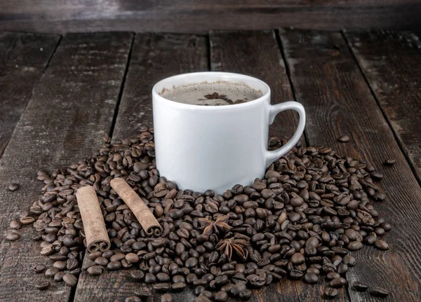 Café com canela e feijão — Fotografia de Stock