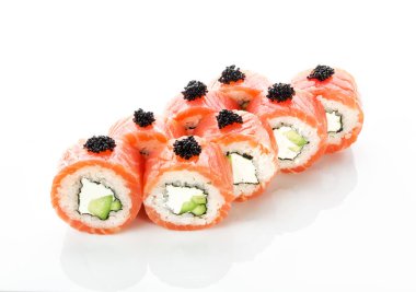 Beyaz üzerine somon ve philadelphia suşi