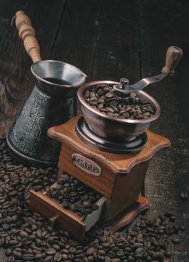 Kolu Kahve değirmeni