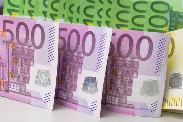 Verschillende eurobankbiljetten cash — Stockfoto