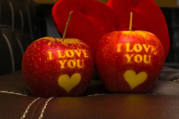 i love you apple