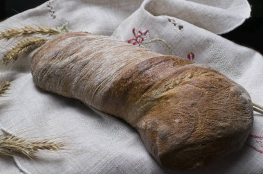 Ciabatta kulaklara çuval bezi ile