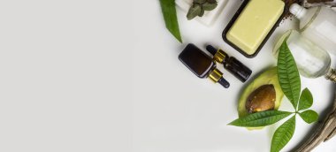 Shea yağı, hindistan cevizi yağı, sabun, cilt bakımı için malzemeler. Tüm doğal yüz ve vücut nemlendirici, spa tedavi hazırlama geçmişi.