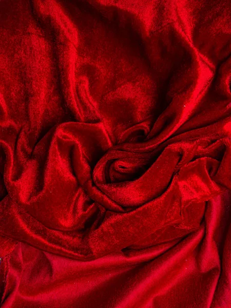 Texture velours rouge profond pour le fond, la forme de rose rouge, l'amour et la passion concept. très affectueux et passionné . — Photo