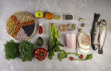 Hamilelik ve beslenme gıdaları. Hamile diyeti. Vitamin, antioksidan, mineral, asit açısından zengin.