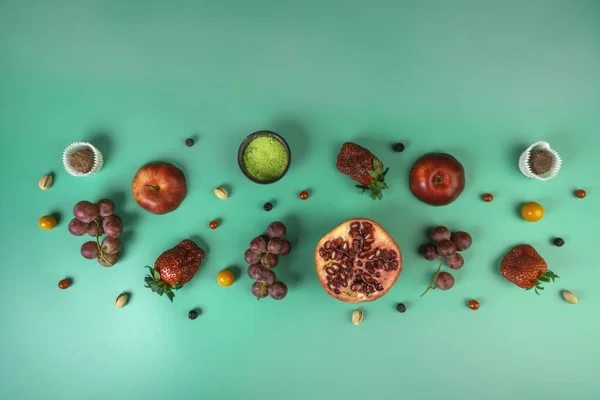 Alimentos Ricos Resveratrol Polifenóis Frutas Bagas Nozes Chocolate Cacau Alimentos — Fotografia de Stock