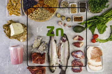 Çinko mineralleri, doğal mineral kaynakları, sağlıklı yaşam tarzı ve beslenme içeren besinler çeşitliliği