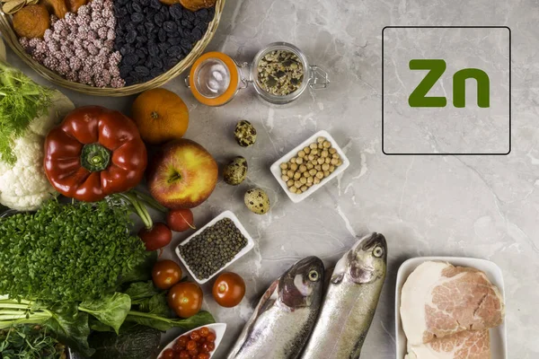 A, B, C, D, E. K, Zn vitaminleri olan enfeksiyonla mücadele için en iyi vitaminler.