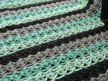 Çok renkli tığ işi deseni