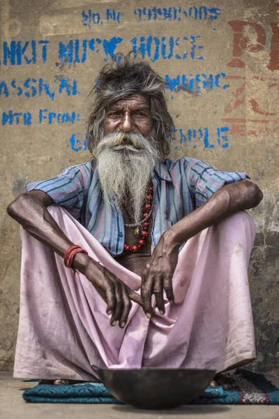 Varanasi India Marzo 2017 Ritratto Senzatetto Strade Della Città Sacra — Foto Stock