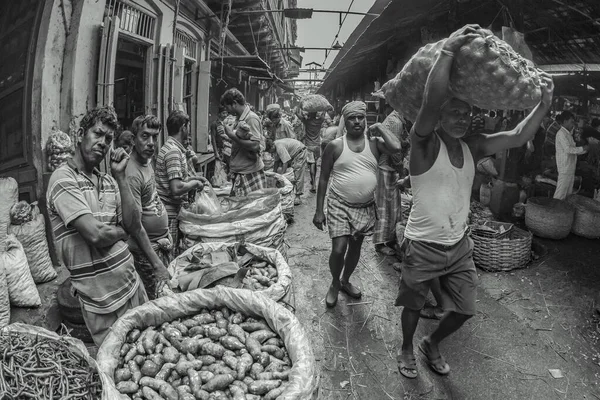 Kolkata India Março 2017 Fotografia Preto Branco Uma Rua Movimentada — Fotografia de Stock