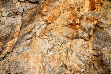 Beton duvar dokusu arka planı. Doğal taşlar. Binanın ön cephesi. Dekoratif alçı. Evin dış tarafı. 3B tasarım için duvar şablonu.