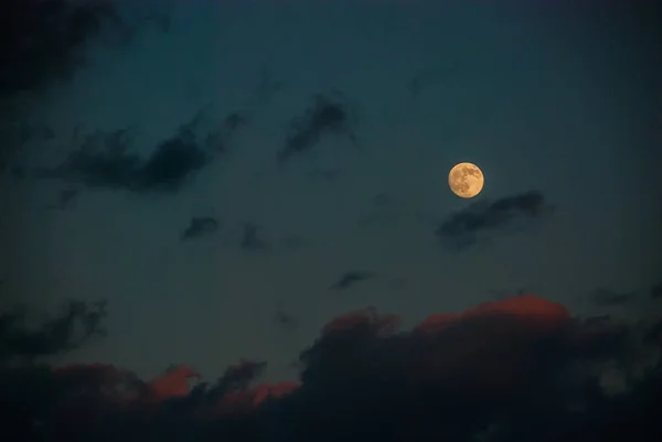 Cielo Scuro Con Luna Luna Piena — Foto Stock