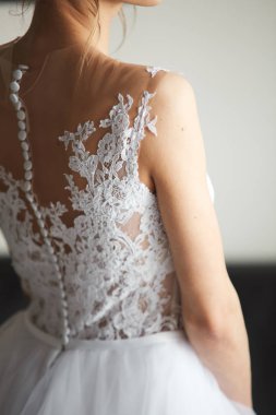 Gelin gelinlik içinde güzel