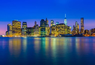 Manhattan siluetinin geceleri. New York city - Ny, Amerika Birleşik Devletleri.
