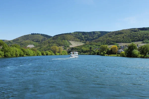 Moselle Bernkastel-Kues ve Andel arasında