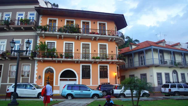 Ciudad de Panama, a Panama / panamai - December 15 2014: régi házak, a történelmi központ a Panama city — Stock Fotó