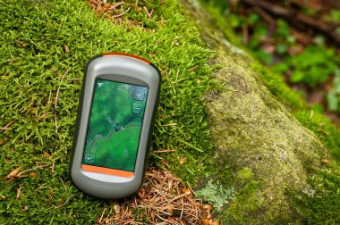 Yeşil Orman 'da modern GPS navigasyonu