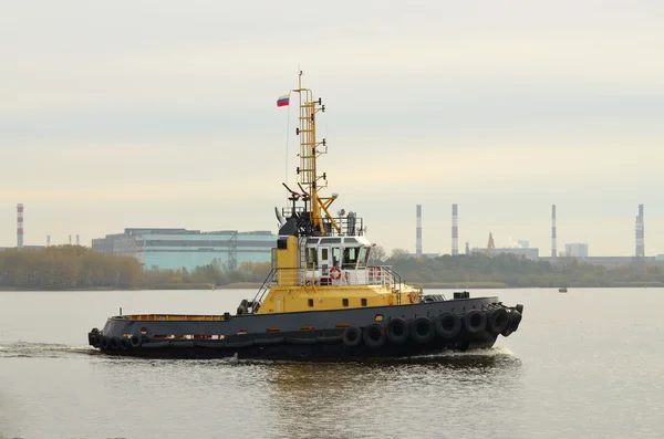 Boat for work in the port. — Stock Photo, Image