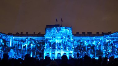 Şehir ışık gösterisi.