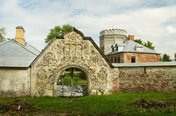 Torre di una Chiesa abbandonata . — Foto Stock