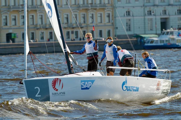 Competition boaters in the summer. — Stock Photo, Image