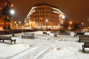 Bir gece şehir manzarası.