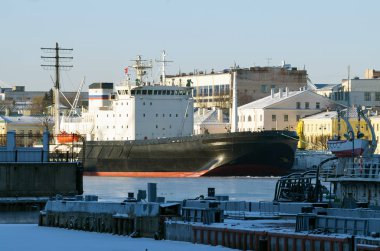 Buzkıran Marina üzerinde ayarlanır.