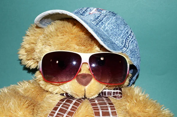 Gele teddy bear. — Stockfoto