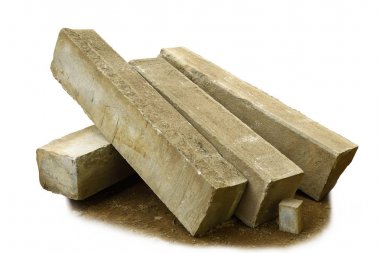 Sökme sonra beton bloklar.