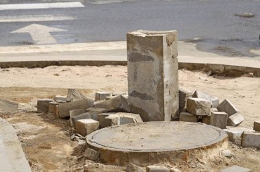 Şehir sokaklarda inşaatı işi.