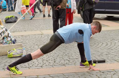 Sporcular maratondan sonra rahatla .