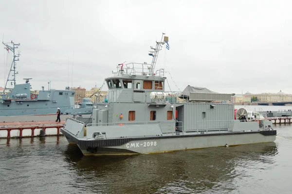 Парад військово-морського флоту в Санкт-Петербурзі. — стокове фото