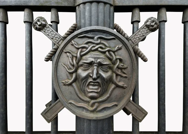 Medusa gorgony demir maske.
