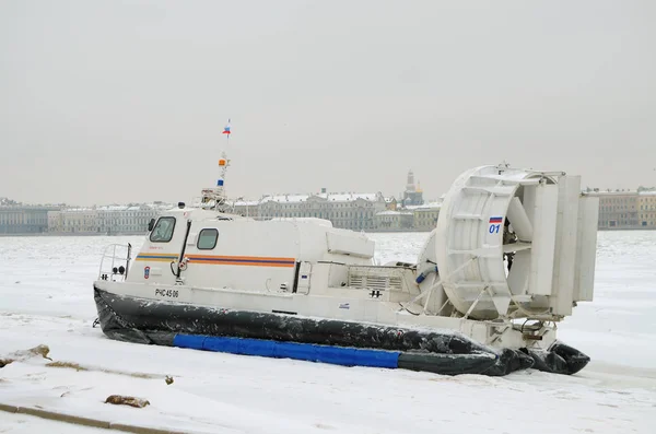 ロシアのボート救助サービス. — ストック写真