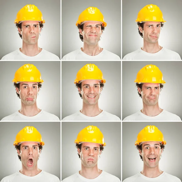 Krullend werknemer Kaukasische man met helm collectie set van gezicht expressie zoals blij, verdrietig, boos, verrassing, gapen op grijze achtergrond — Stockfoto