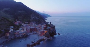 dönüm noktası hedef Vernazza, küçük bir Akdeniz kasabası, seyahat