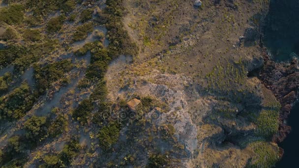 vue de dessus multiple sur l'emplacement sicilien extérieur : mer, plage, côte, côte, montagne en été.Établissement aérien aérien aérien supérieur éditer collection set.Italy, sicile, île éolienne vol de drone 4k établissement 