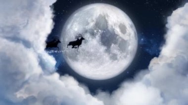 Mavi Xmas gece moon ile ve bulutlar ile Noel Baba çabukluğu ve Ren geyiği siluet girin ve metin alanı ile uçan çıkış logo veya kopya yerleştirmek için. Noel hediyesi 4 k video kartpostal tebrik animasyon