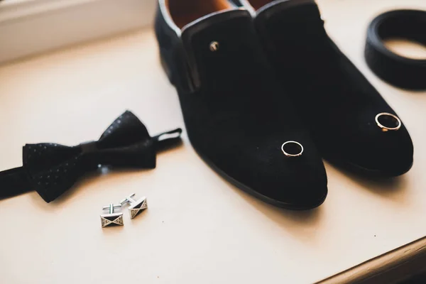 Conjunto de homens sapatos de moda e acessórios — Fotografia de Stock