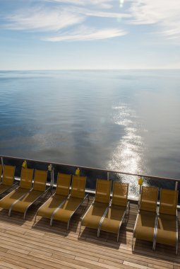 yolcu gemisi ise yelken üzerinden görüntülemek