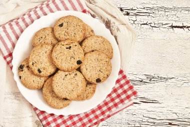 Üzümlü kepekli bisküvi