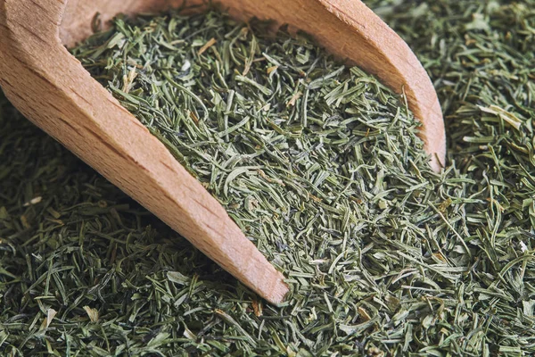 Dried dill weed