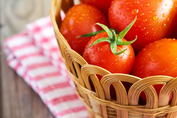 Fresh ripe cherry tomatoes — Stok fotoğraf