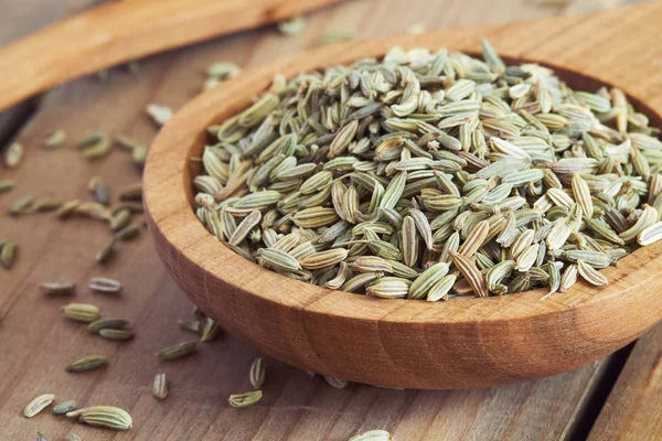 kurutulmuş rezene tohumu