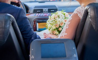 Arabada gelinle damat