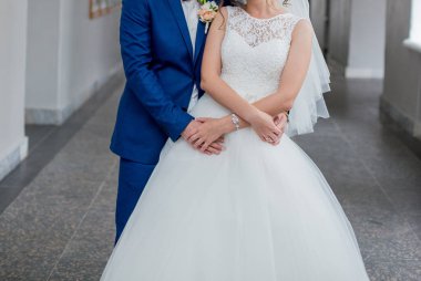 Gelin ve damat ile birlikte buket standı