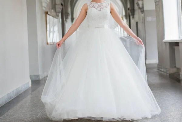 Novia vestida de blanco — Stockfoto