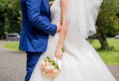 Gelin ve damat birlikte hareket