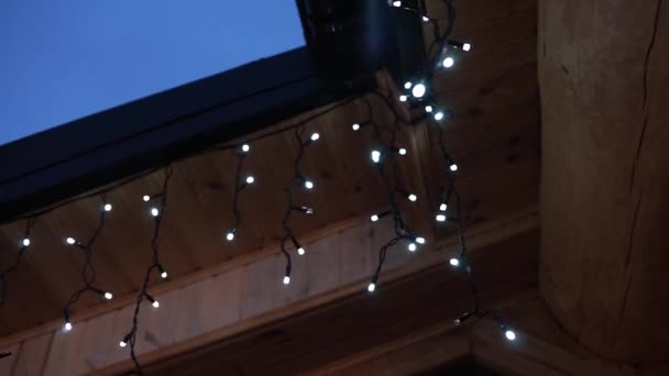 Bokeh Işıkları Geceleri Binanın Üzerinde — Stok video